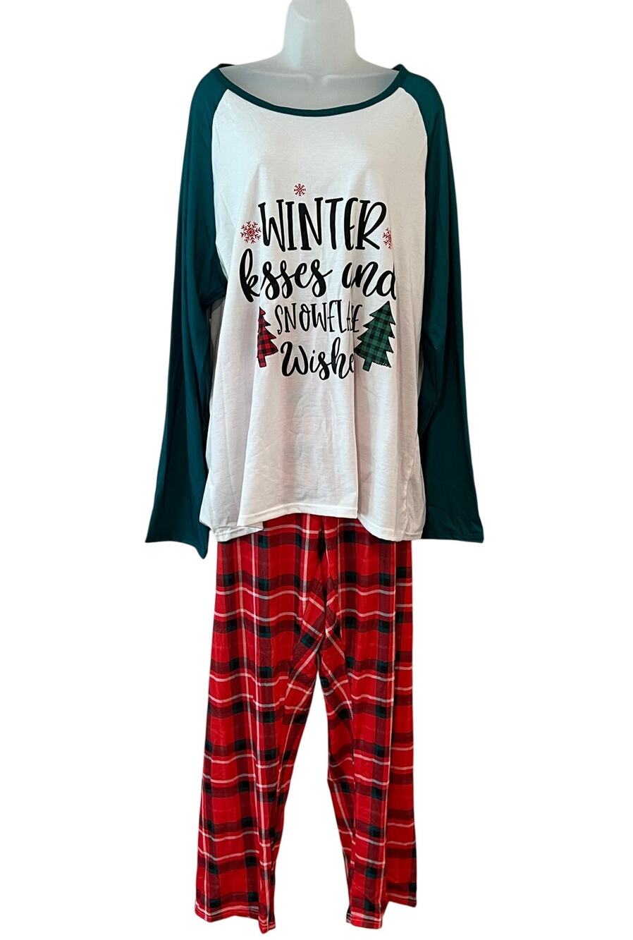 NWT Winter Kiss and snowflakes wishes Pajamas Set Men's 2XL